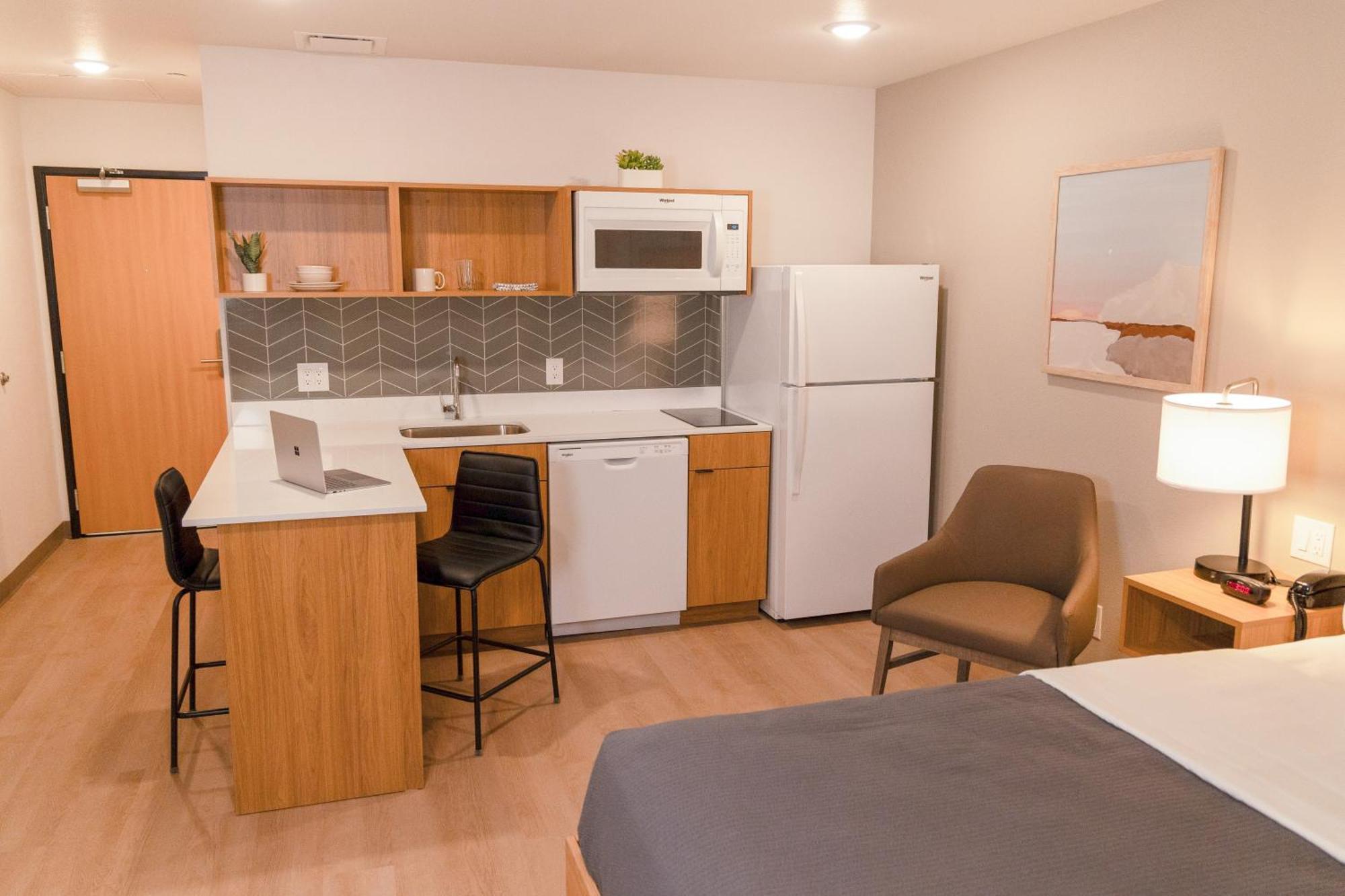 Livaway Suites Tri-Cities-Ричленд Экстерьер фото